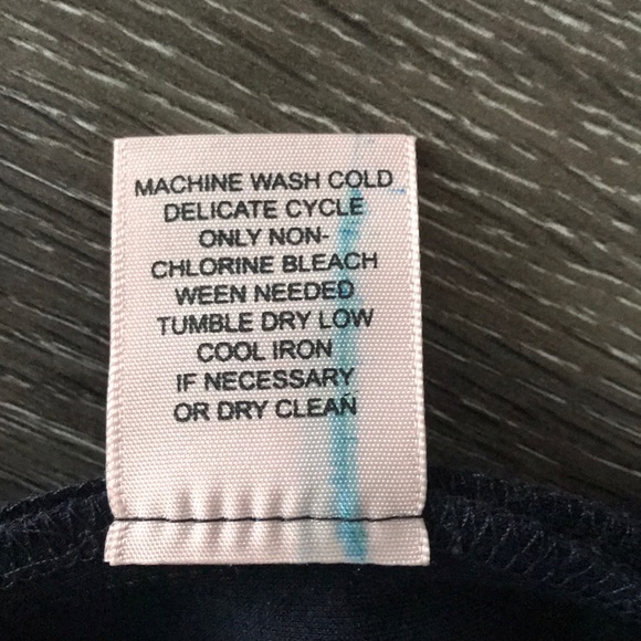 Philosophy Pencil skirt - Picture 5 of 5